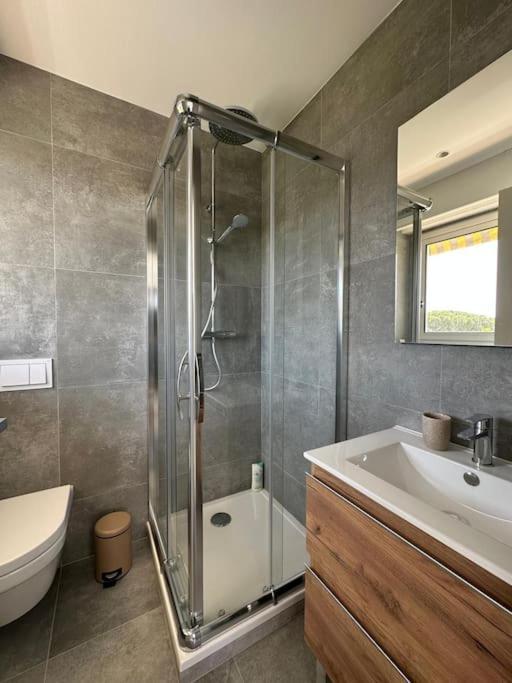 Apartment Neuf - Neuf Proche Plages - Clim, Wifi